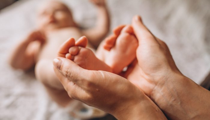 Atelier massage bebe Douce Biote
